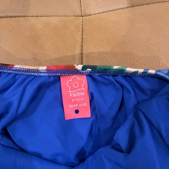 Farm Rio Chevron Toucan One Piece Blue Swimsuit 
Size XS - Picture 6 of 7